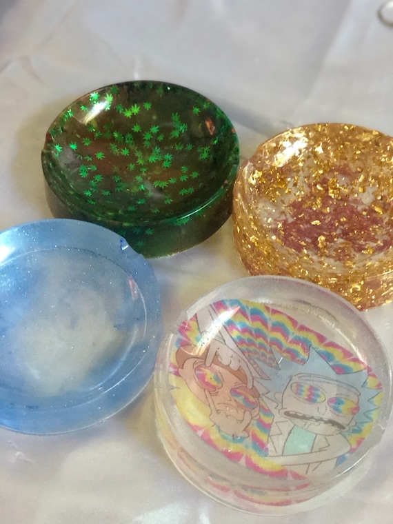 Art & Collectibles Ashtrays Tobacciana Resin Ashtrays