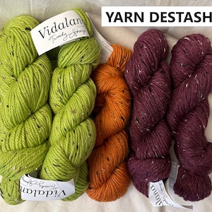 YARN DESTASH Vidalana Tweedy Sheep by Knitcrate Aran Weight Green Orange Cranberry