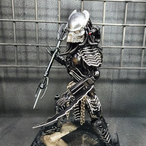 プレデター　鉄の置物 プレデター 鉄の置物