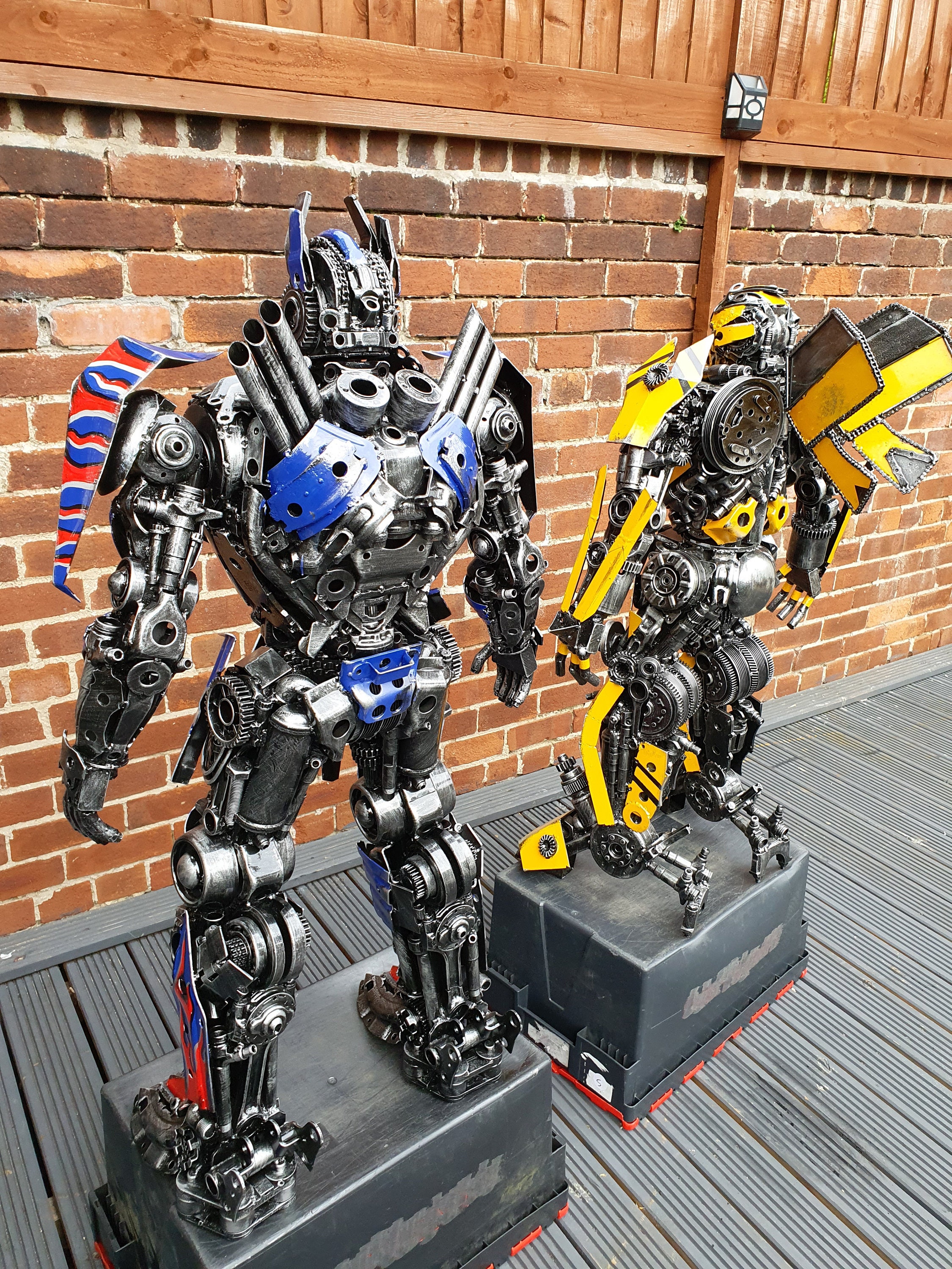 Transformers Bumblebee and Optimas Prime 120cm Sci-fi Handmade -  Israel