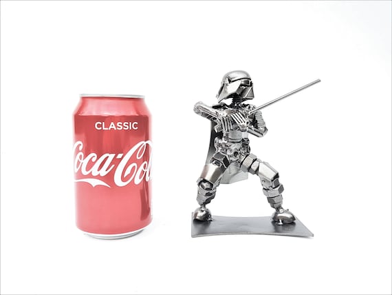 新品1点ものメタルアートダースベーダー