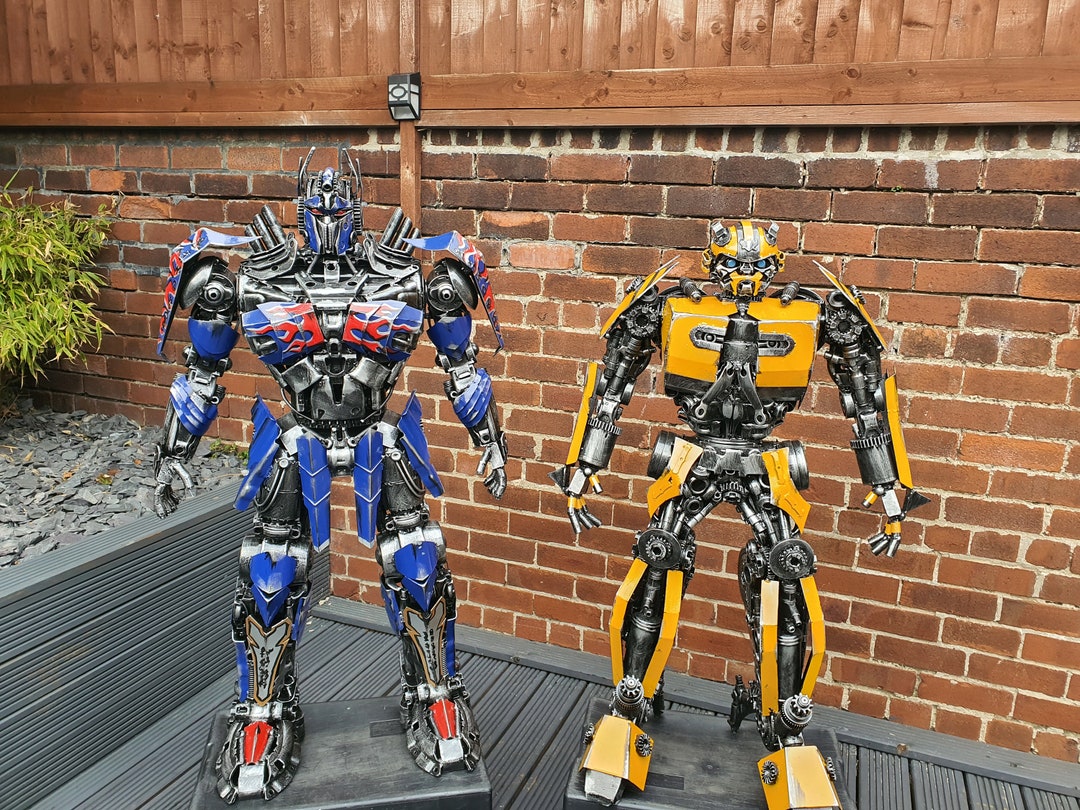Inspired by: Transformers Bumblebee And Optimus Prime 120cm