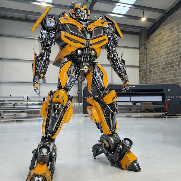 Inspirerad av: Humlan från Transformers Life Size. Metal Art Productions Handgjorda metallskulpturer Födelsedag Jul Unik present