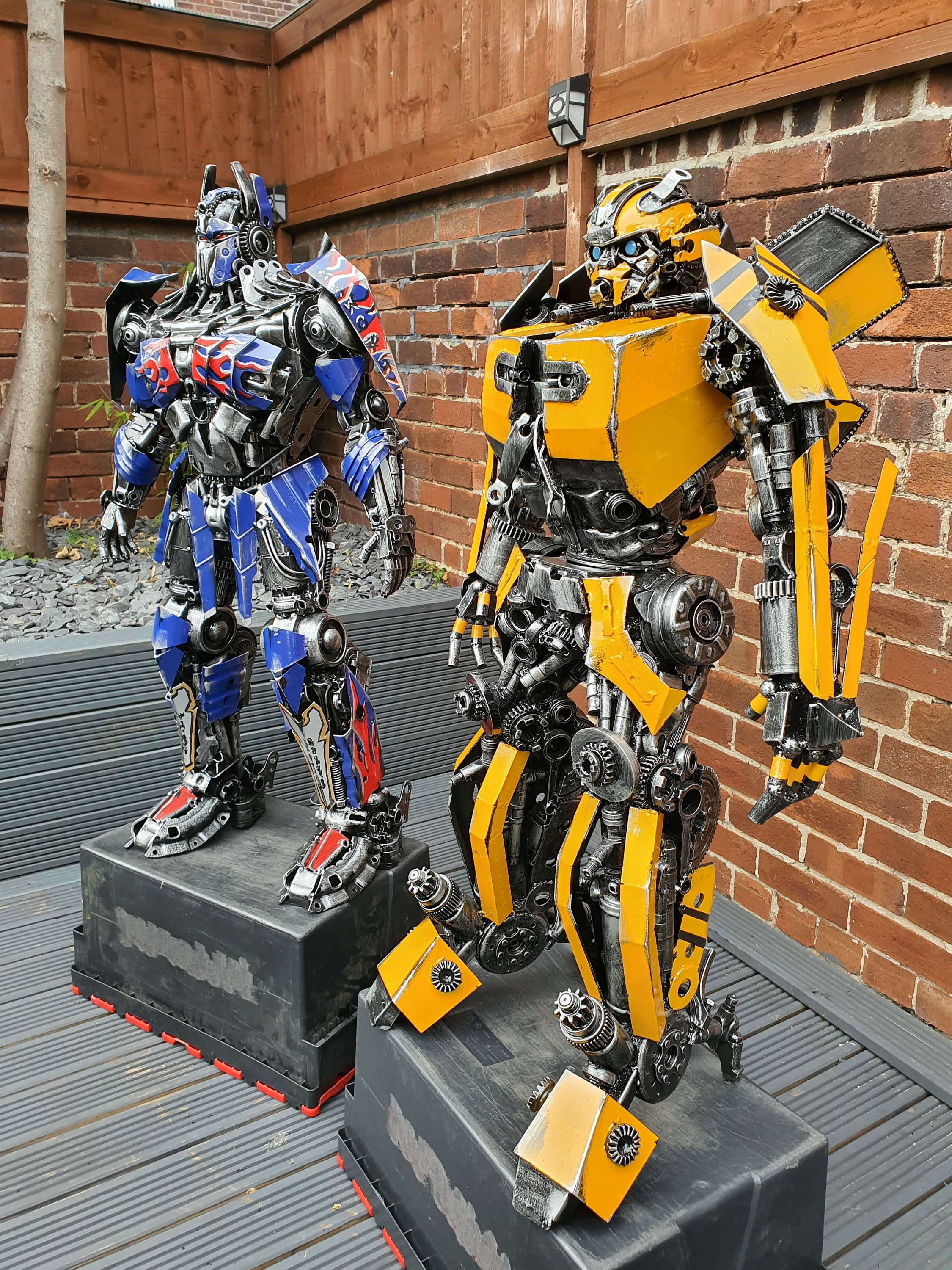 Transformers Bumblebee and Optimas Prime 120cm Sci-fi Handmade -  Israel