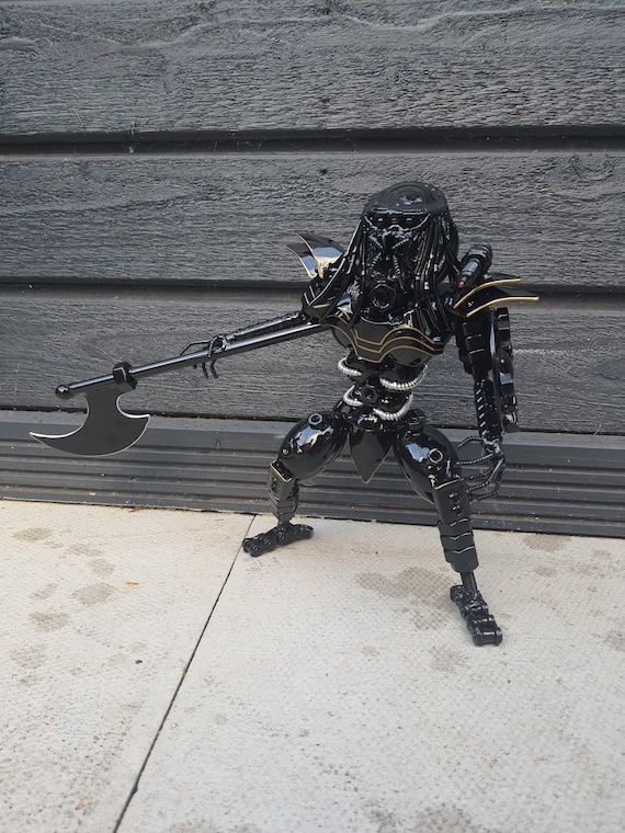 プレデター メタルアート