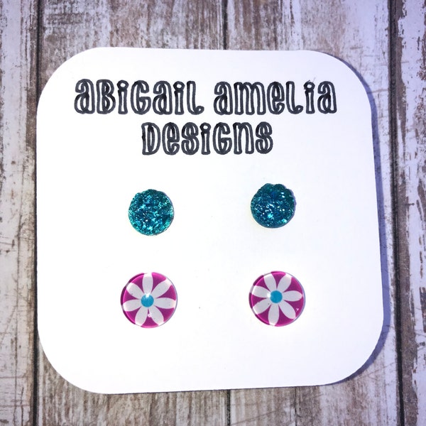 Turquoise Faux Druzy & Daisy Photo Glass Earring Set