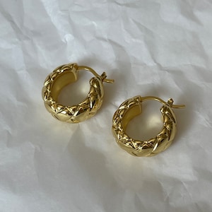chunky gold hoops, textured hoops, bubble hoop earrings, gold hoop earrings, diamond quilted hoops, cross cross hoops, hoop earrings, chunky