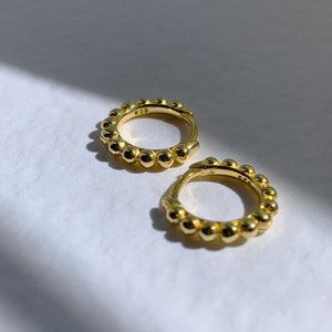 Gold bubble beaded huggies mini hoop earrings. Bead huggie 18k gold 925 sterling silver stacking gold hoops