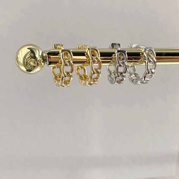 Gold or silver chain link huggie. Small hoop huggies earrings. 925 sterling silver