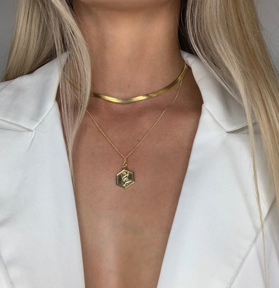 layered necklace • Instagram | Layered necklaces, Necklace, French women  style chic