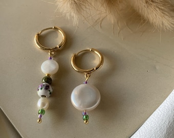 Panay - Creolen 14k vergoldet Halbedelperle & kleine Keshi Perle mit farbigen Perlen