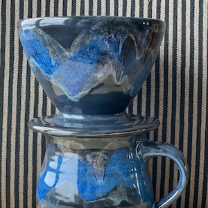 Verseur et mug à café en poterie en céramique audacieuse de Grammy's Divine Design Studio