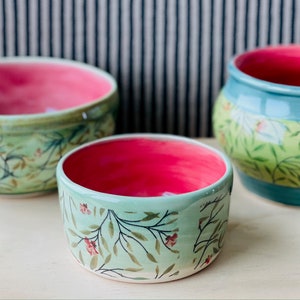 Sleek Ceramic Pottery Bowl from Grammy&#39;s Garden Inspired Series