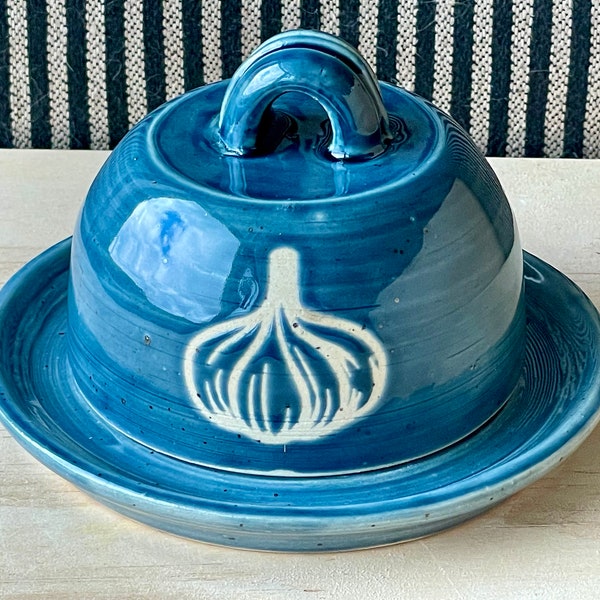 Gorgeous and Functional Garlic Roaster from Grammy's Divine Design Country Farm Inspired Series
