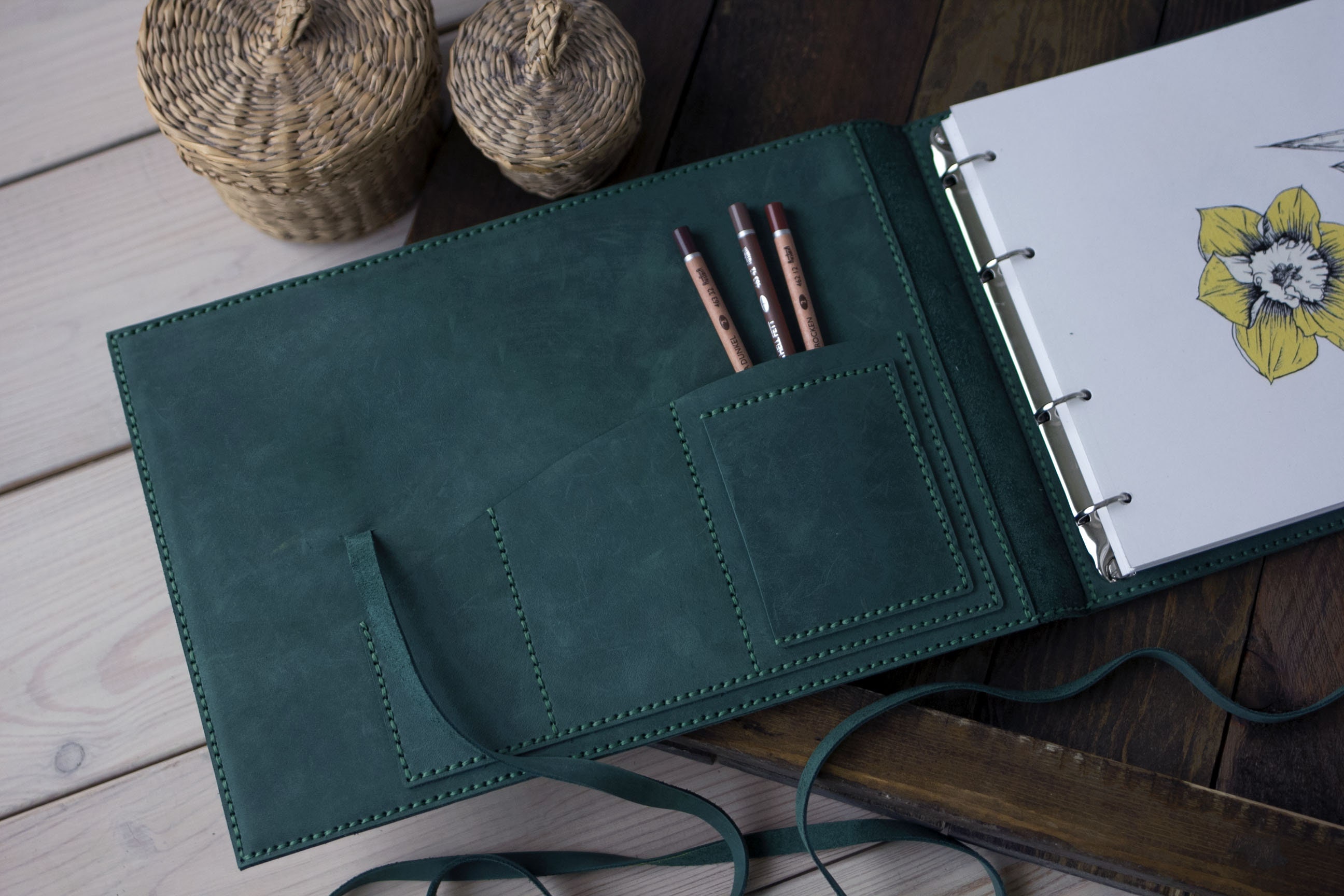 Personalized Leather Sketchbook. A4 drawing sketchbook. Artist Etsy