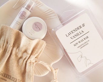 Lavender Lip balm and Lip Scrub | Lavender and Vanilla Soy Wax Bar | Wax Melt | Gift Set | Letterbox gift | Organic and handmade | Self Care