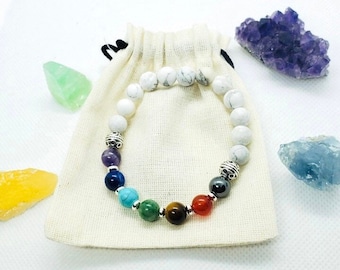 Pulsera de piedras preciosas de chakras: base de cuentas de howlita, joyería para meditación y yoga