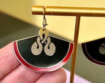 Pendientes vintage de cloisonné de Laurel Burch: chapados en oro de 14 k, diseño de abanico celta de los años 80