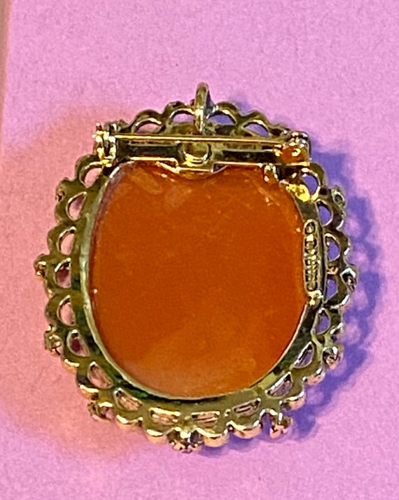 Cameo Brooch, Vintage Gerry’s Resin and Gold Tone… - image 8