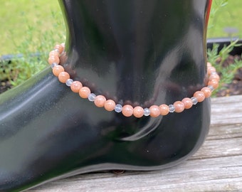 Pretty Peach Summer Anklet, Peach Moonstone & Labradorite Anklet, Moonstone and Labradorite, Petty Peach Anklet, Adjustable Length Anklet