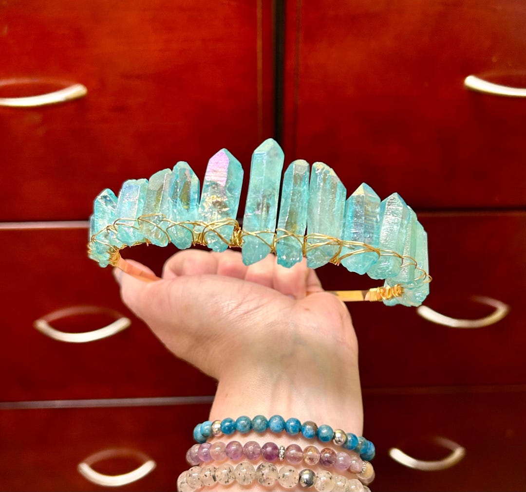 Blue Aura Quartz Crystal Headband: Gold Wire Wrapped Crown  display picture 2