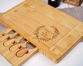Planche fromage en bambou, Plateau fromage personnalisé, Cadeau mariage, Cadeau fiançailles, Planche en bambou, Plateau fromage mariage