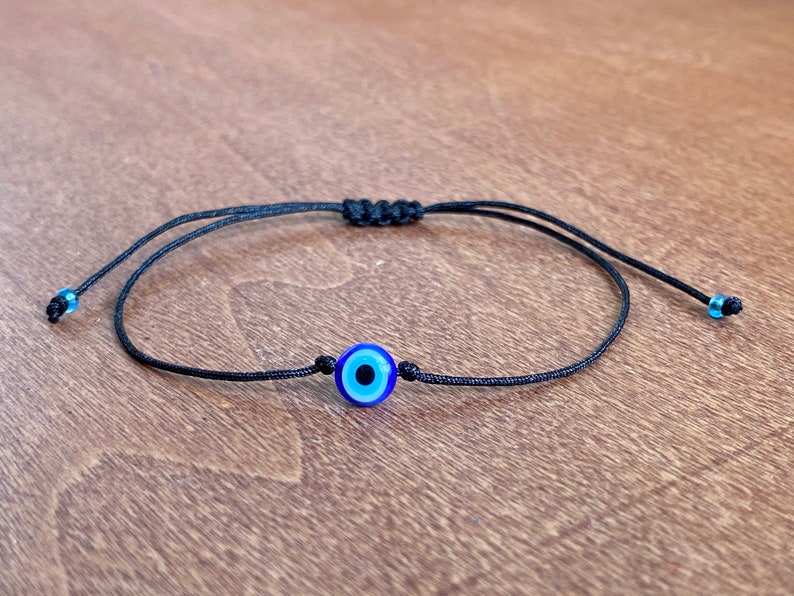 Men’s Women’s evil eye protection bracelet, good luck bracelet, gift for him or for her, block negativity, protection from the evil eye, red 