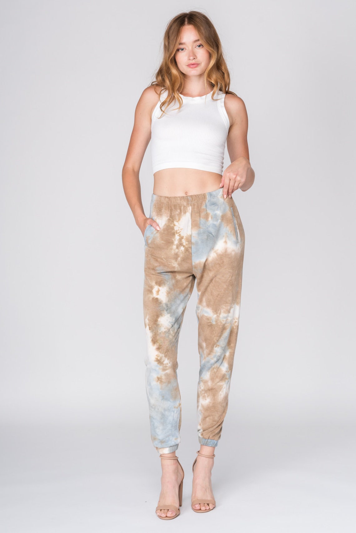 tie dye tank top and sweatpants set