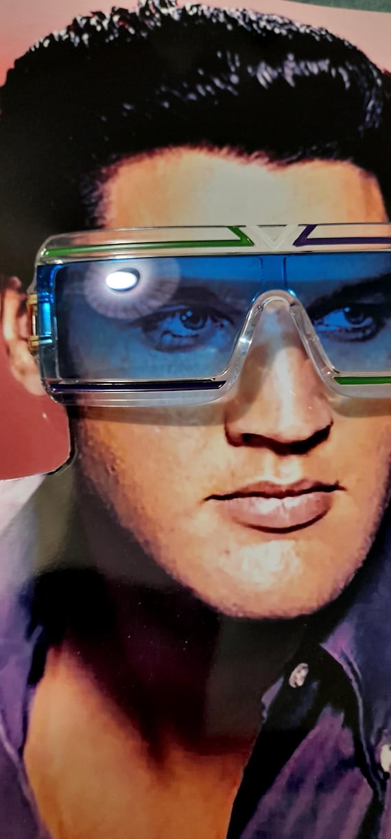 Blue rectangle  gradient  oversized sunglasses wi… - image 9