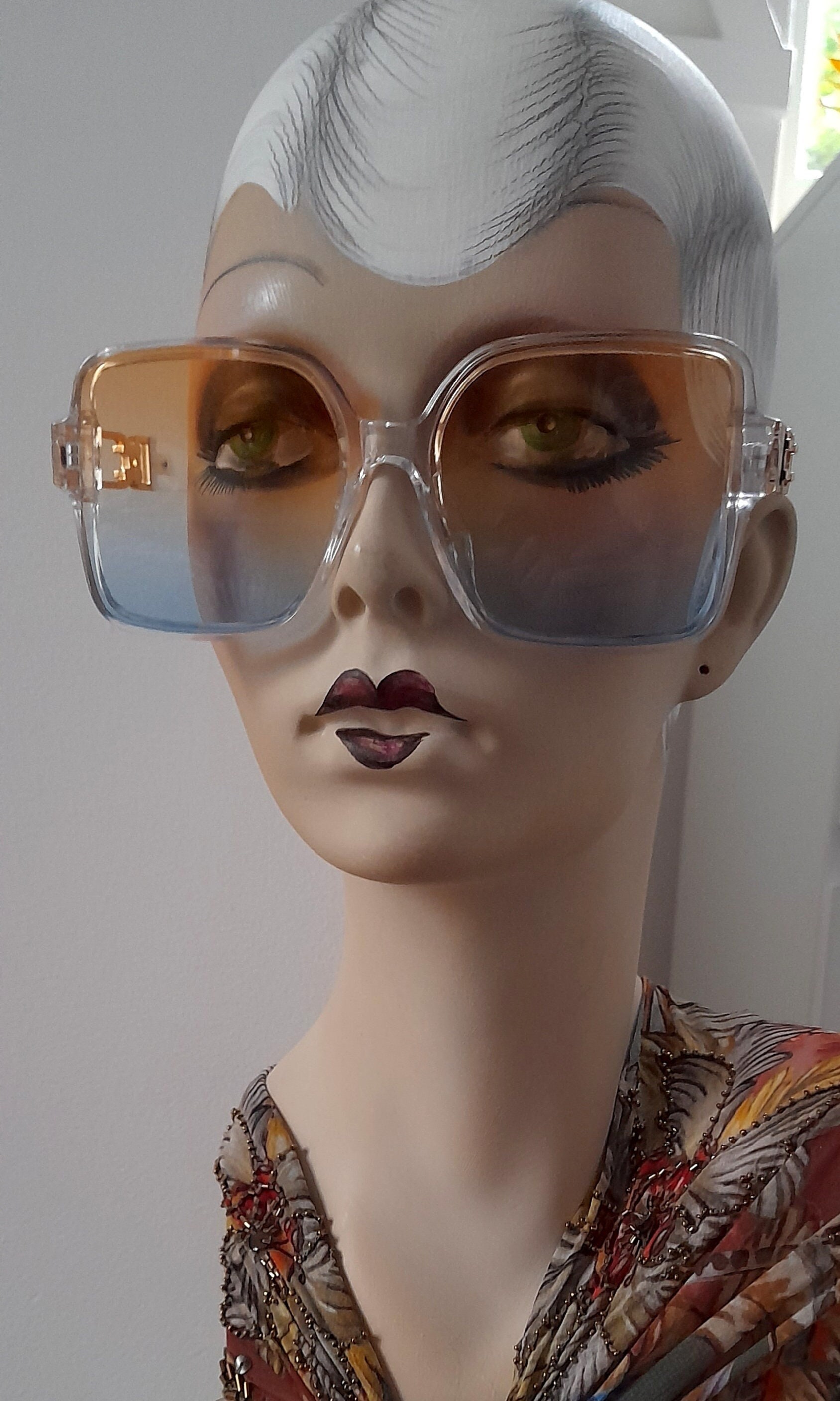 Light transparent duo ombre tint blue peachy yellow gold embellished arm stylish sun shades gradient tinted sunglasses vintage 90s river