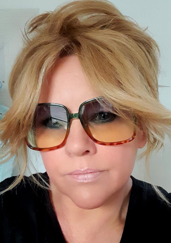Light Transparent Duo Ombre Tint Brown Green Shades Gold  display picture 2