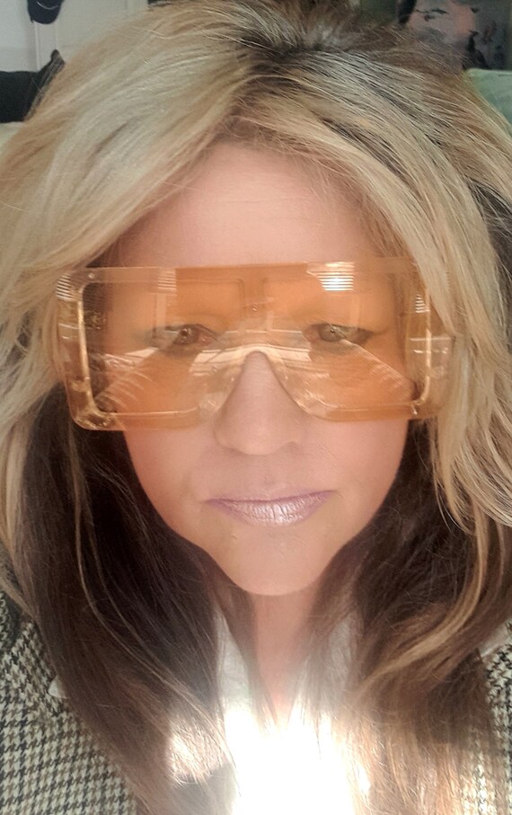 Clear top visor sunglasses