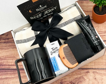 Caja de regalo para hombre: billetera de cuero, taza personalizada y café orgánico