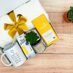Retirement Gift Box: Personalized Mug, Candle & Knit Blanket