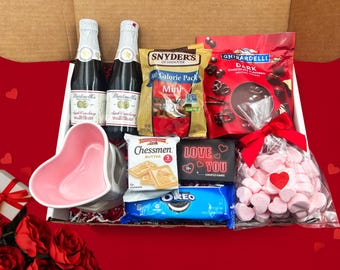 Caja de fondue para una noche de San Valentín: olla de fondue con forma de corazón, juego de cartas para parejas