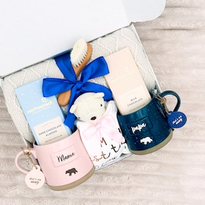 New parents gift box, baby shower gift, mom and dad gift box,gender reveal gift, gift box for parents and new baby, care package for couple