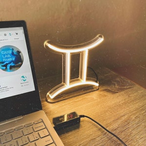 Znak zodiaku Bliźnięta LED Neon | Dekoracja astrologiczna | Symbole zodiaku | Lampa stołowa Neon do przytulnej dekoracji pokoju