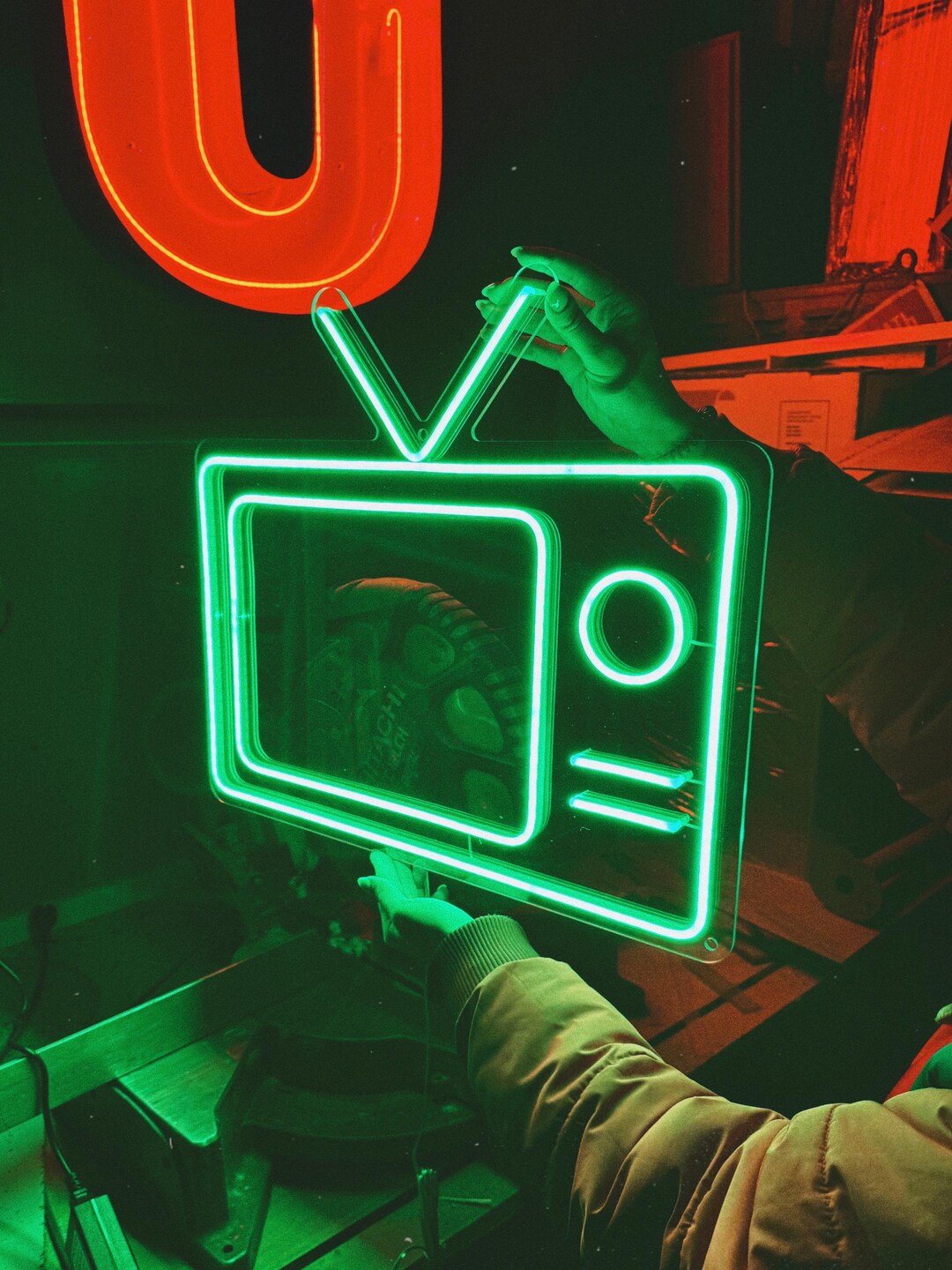 Retro TV Led Neon Sign - Perfect Vintage Décor for 90s Party - Etsy