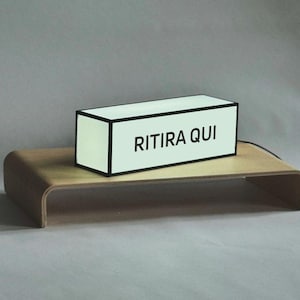 Ritira Qui Light Box | Pickup Point Sign | Modern Store Decor | Table And Wall Light box | Sign for Business | USB Powered Light Sign