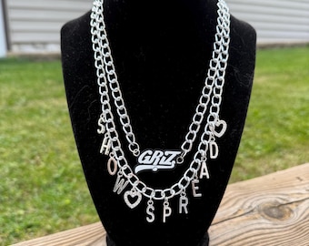 Collar con dije inspirado en GRiZ Show Love Spread Love