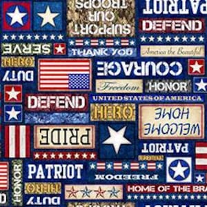 NEU - PATRIOT von Morris Creative Group für QT Fabrics - Verkauft von 1/2 Yards -Patriot Text - Multi
