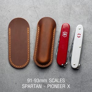 Handmade Crazy Horse Leather Victorinox Sleeve : Spartan, Pioneer
