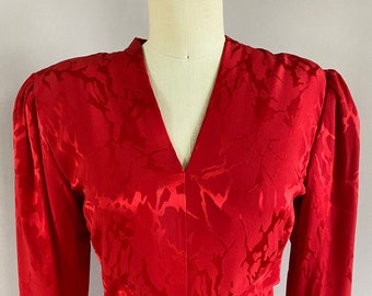 Vintage Pauline Trigere  V Neck long sleeved dress