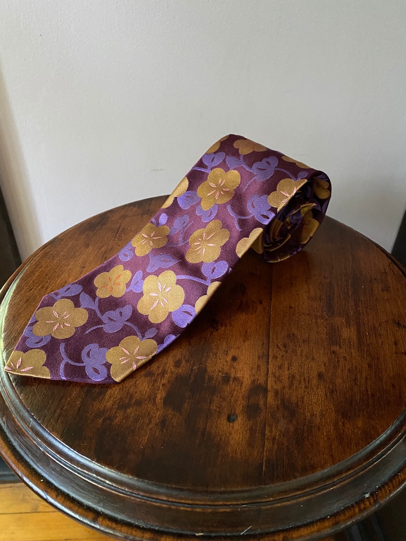 Ted Baker London silk tie.