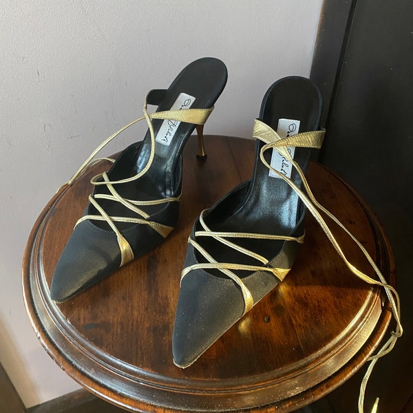 Manolo Blahnik “One of My Favorites” heels size 9.5.