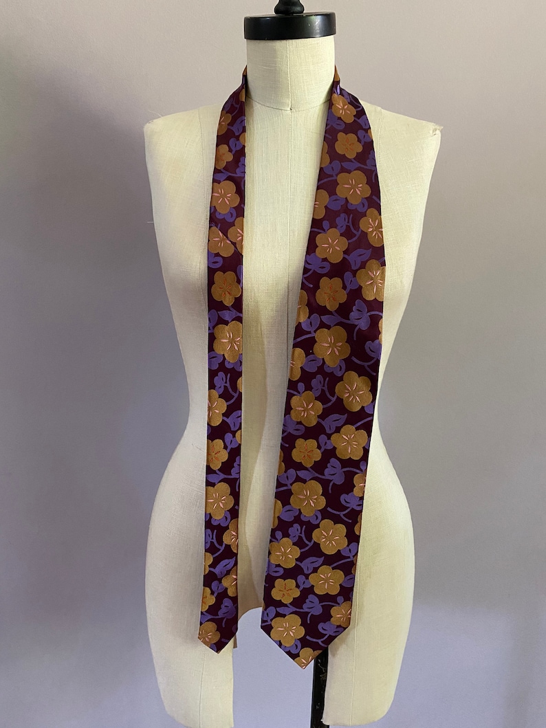 Ted Baker London silk tie.