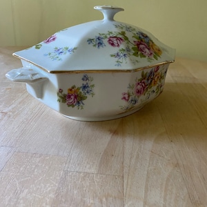 F Legrand et Cie Limoges France circa 1920 9” porcelain serving dish with lid. Hand painted with gold trim.