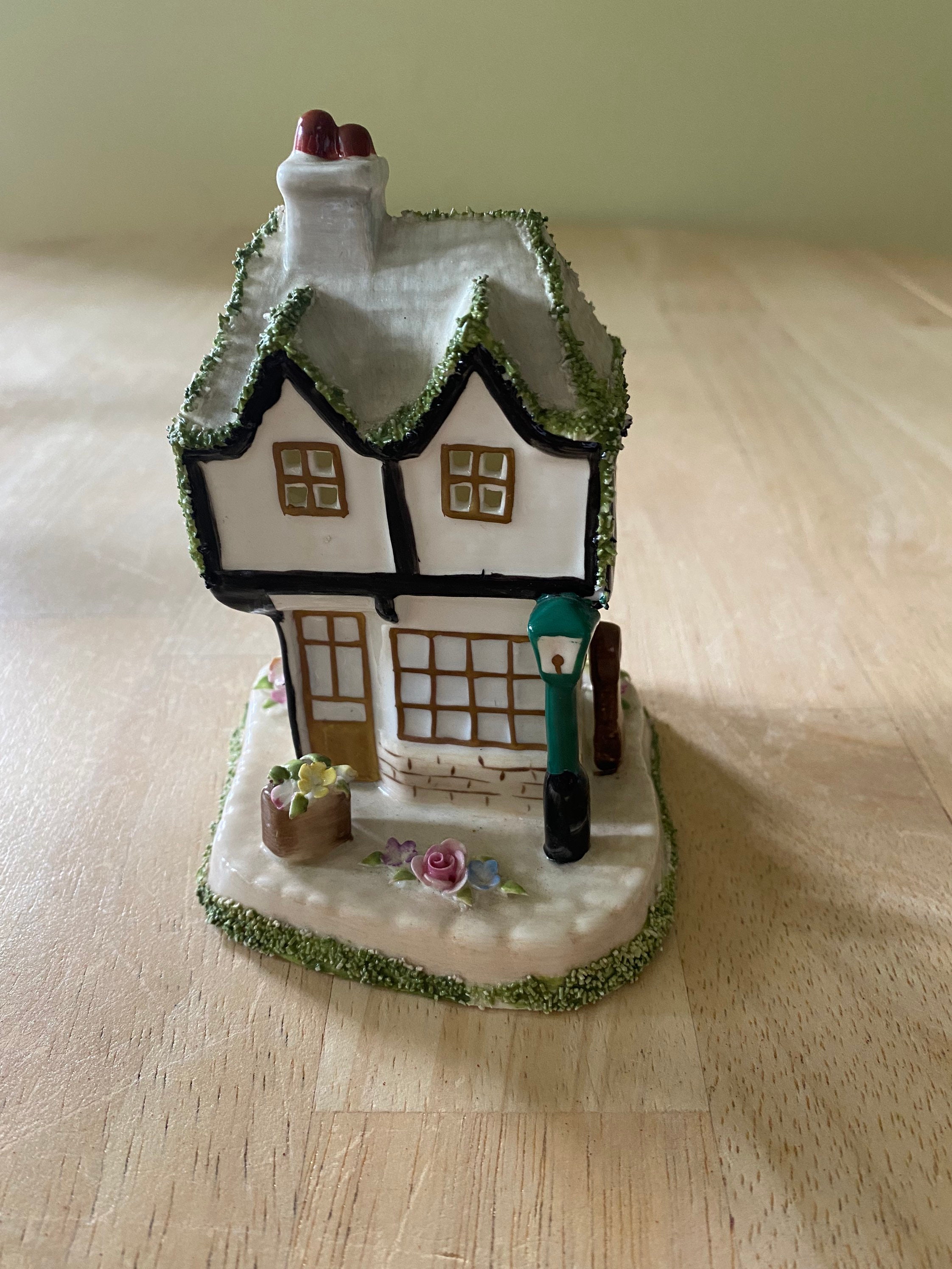 CoalportコレクターズコテージThe Old Curiosity Shop