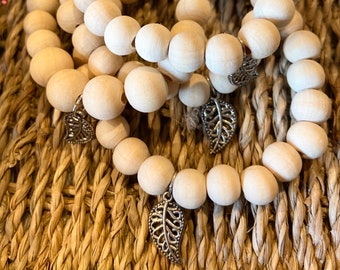 Leaf charm diffuser bracelet