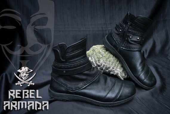 Mens black pirate boots discount